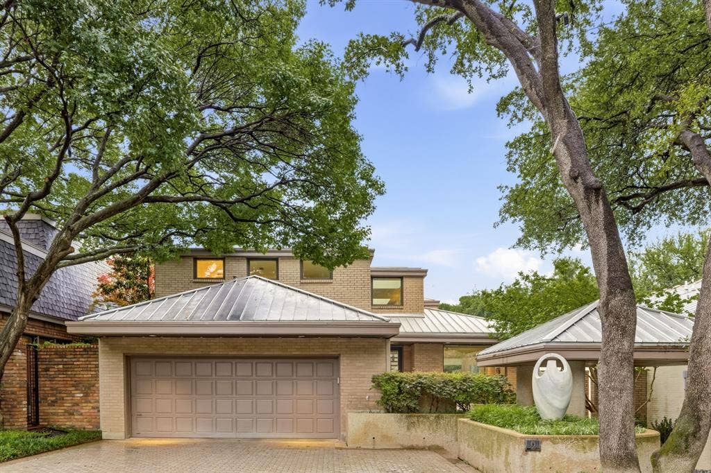 9 Hallshire Court, Dallas, TX 75225 9 Hallshire Court, Dallas, TX 75225