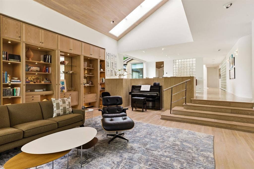 9 Hallshire Court, Dallas, TX 75225 9 Hallshire Court, Dallas, TX 75225