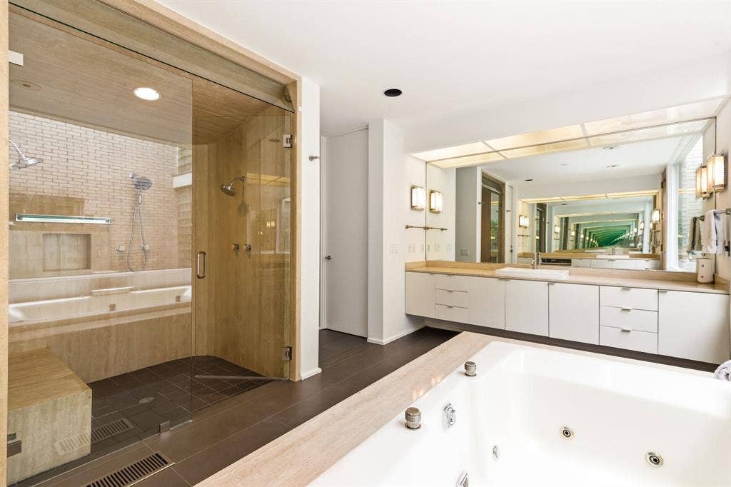 9 Hallshire Court, Dallas, TX 75225 9 Hallshire Court, Dallas, TX 75225