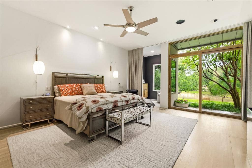 9 Hallshire Court, Dallas, TX 75225 9 Hallshire Court, Dallas, TX 75225