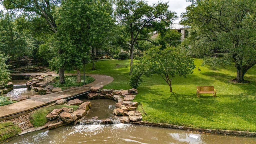9 Hallshire Court, Dallas, TX 75225 9 Hallshire Court, Dallas, TX 75225