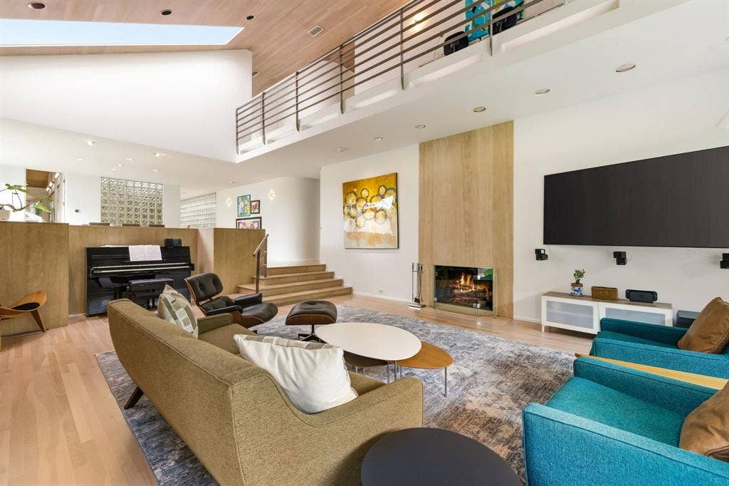 9 Hallshire Court, Dallas, TX 75225 9 Hallshire Court, Dallas, TX 75225