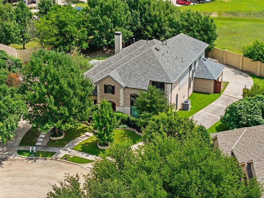 Property photo for 433 Long Cove Court, Allen, TX