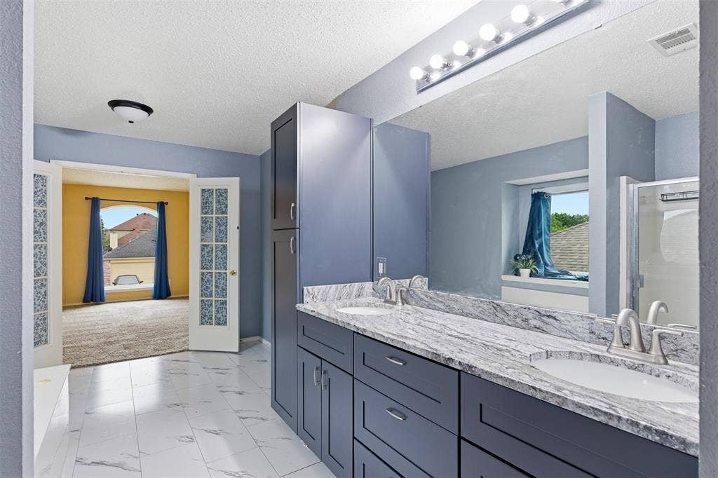 829 Elbe Drive, Arlington, TX 76001 829 Elbe Drive, Arlington, TX 76001