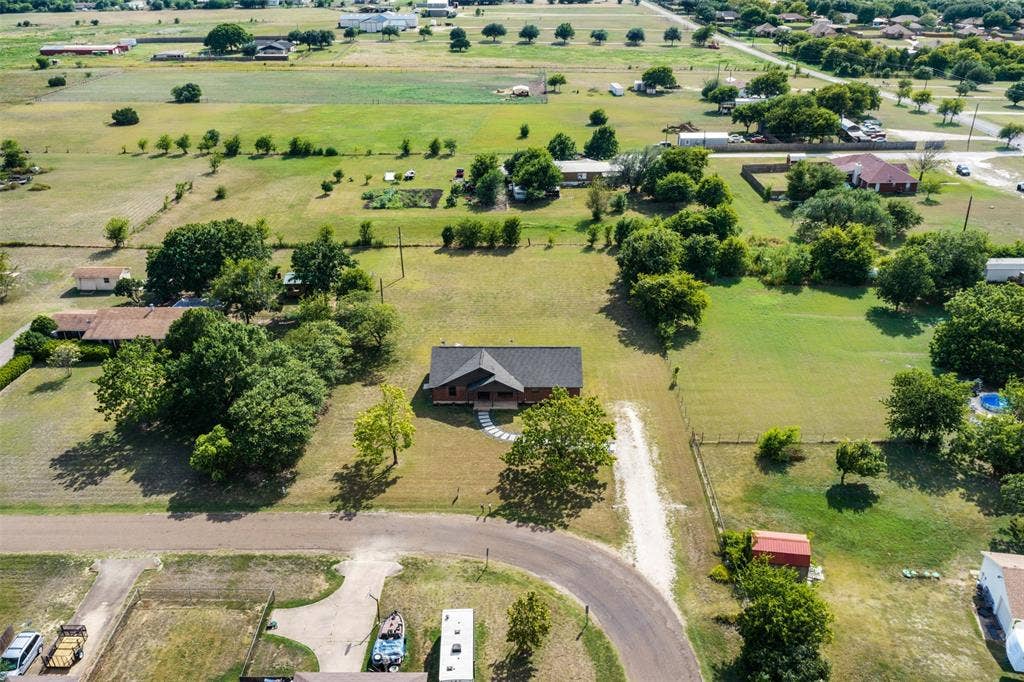 180 Woodard Lane, Bruceville, TX 76630 180 Woodard Lane, Bruceville, TX 76630
