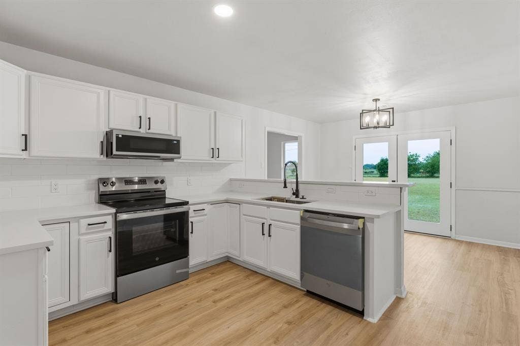 180 Woodard Lane, Bruceville, TX 76630 180 Woodard Lane, Bruceville, TX 76630