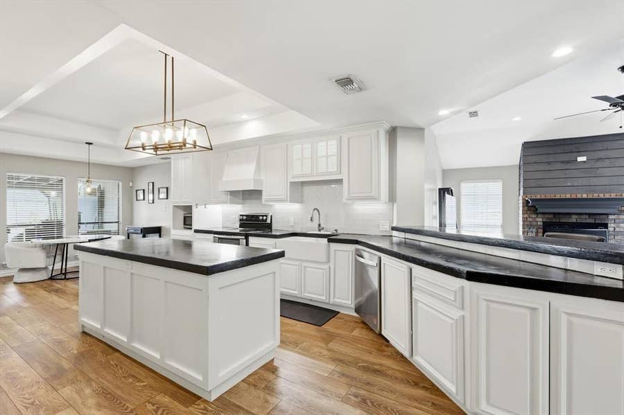Property photo for 1810 Apache Trail, Mesquite, TX