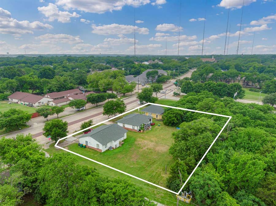 Property photo for 301 W Belt Line Road, Cedar Hill, TX