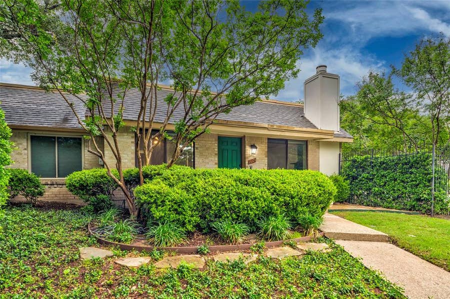 Property photo for 13571 Waterfall Way, Dallas, TX