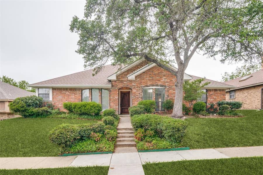 Property photo for 4913 Portola Drive, Garland, TX