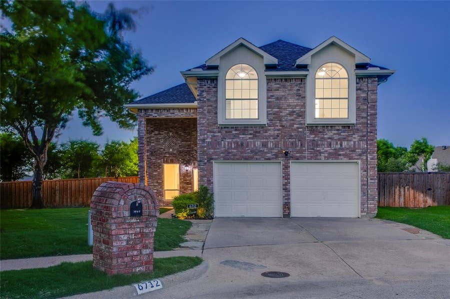 Property photo for 6712 Hornbeam Court, Plano, TX