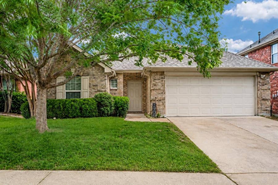 Property photo for 2906 Holly Lane, Wylie, TX