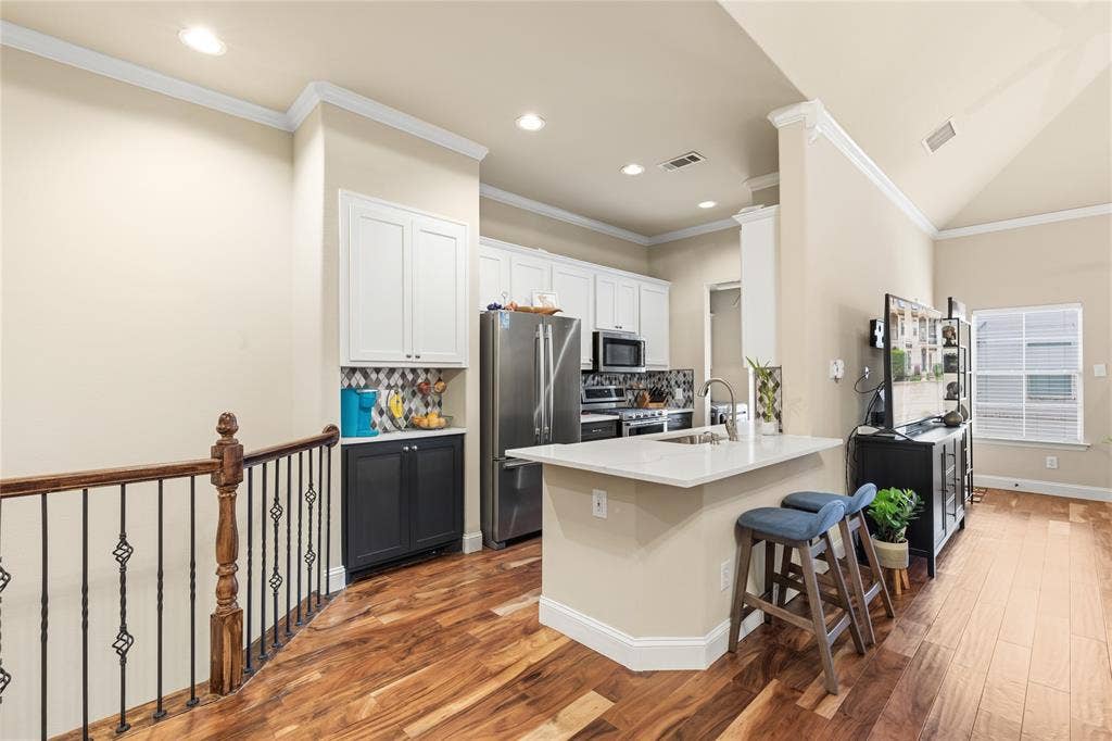 8824 Tudor Place, Dallas, TX 75228 8824 Tudor Place, Dallas, TX 75228
