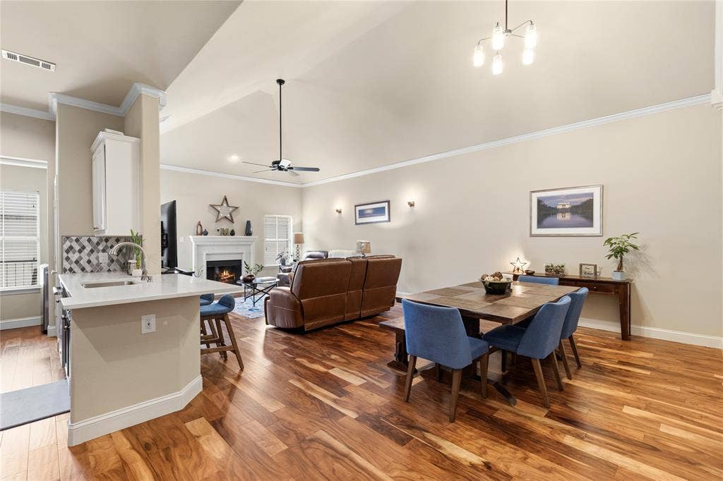 8824 Tudor Place, Dallas, TX 75228 8824 Tudor Place, Dallas, TX 75228