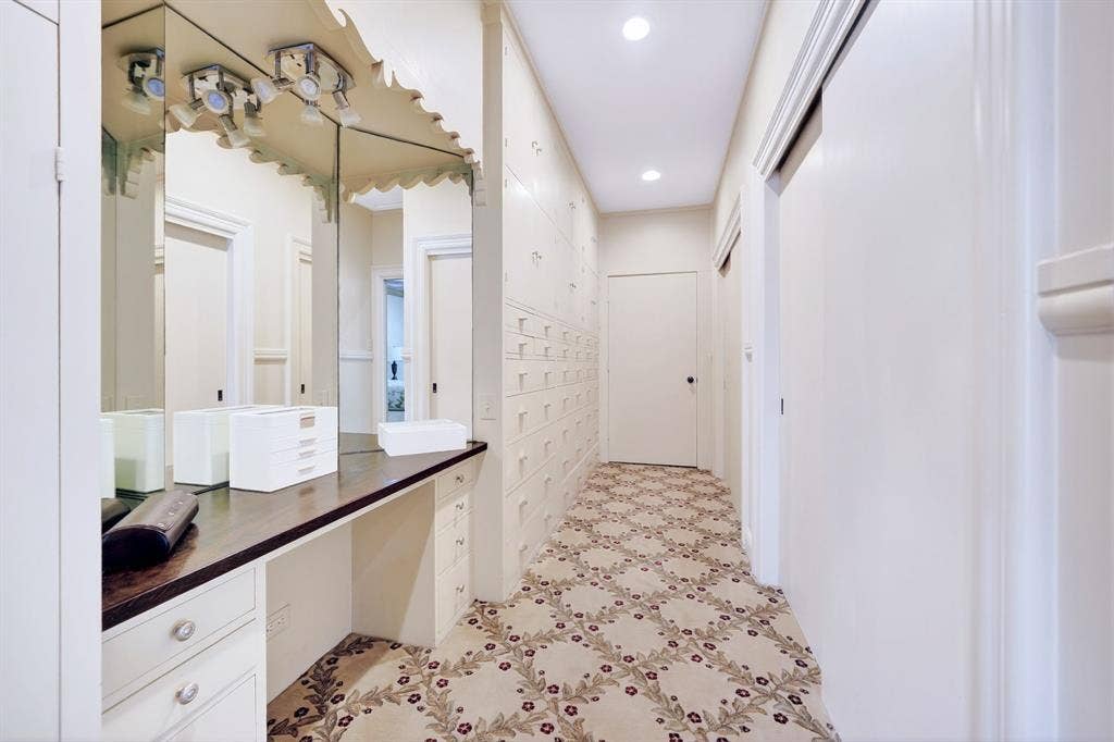 1901 Rose Point, Athens, TX 75752 1901 Rose Point, Athens, TX 75752