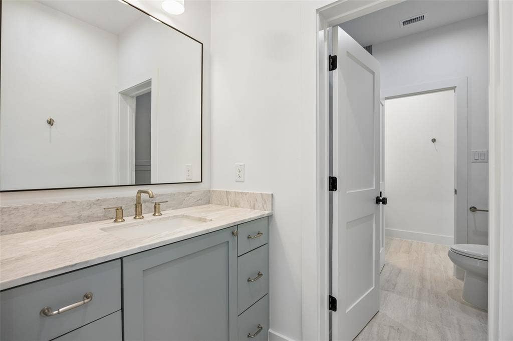 4251 Tea Olive Trail, Midlothian, TX 76065
