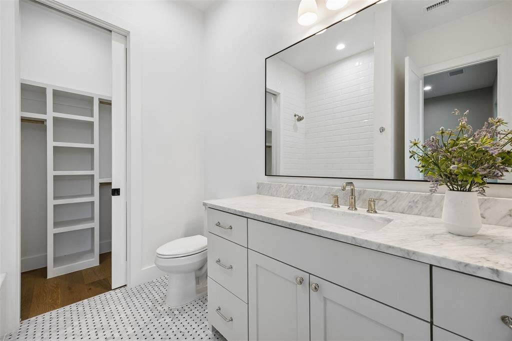 4251 Tea Olive Trail, Midlothian, TX 76065