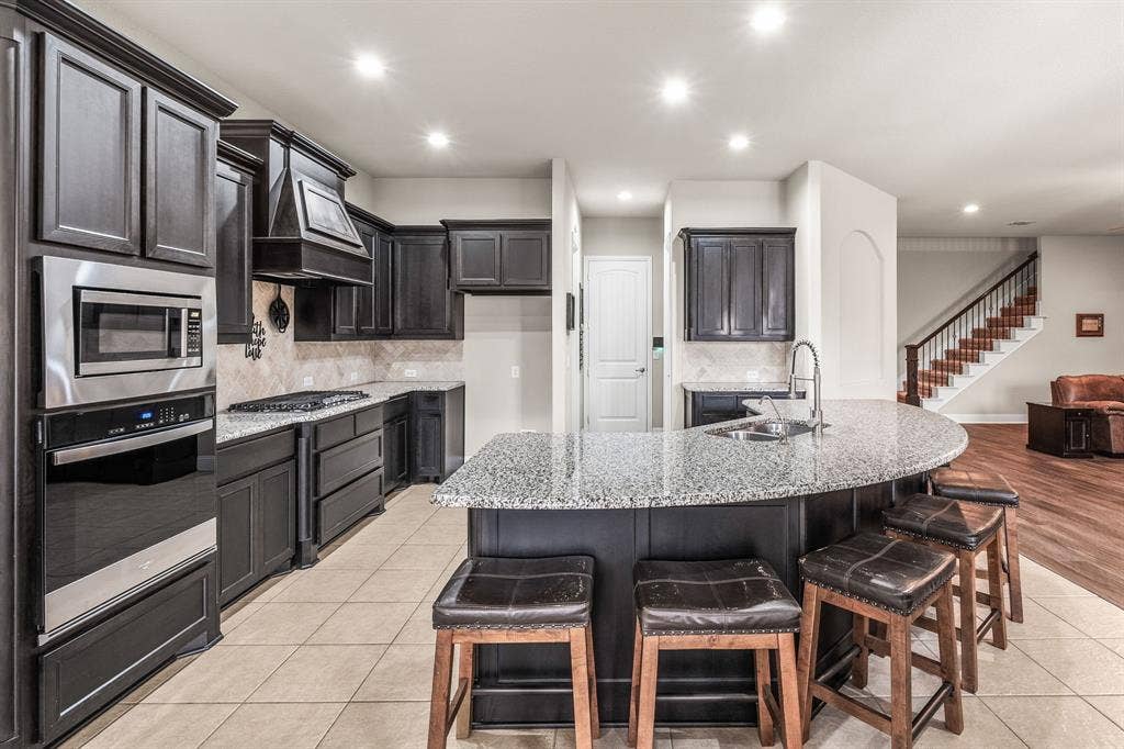 4507 Mimosa Drive, Melissa, TX 75454 Room for 6 people at this island
