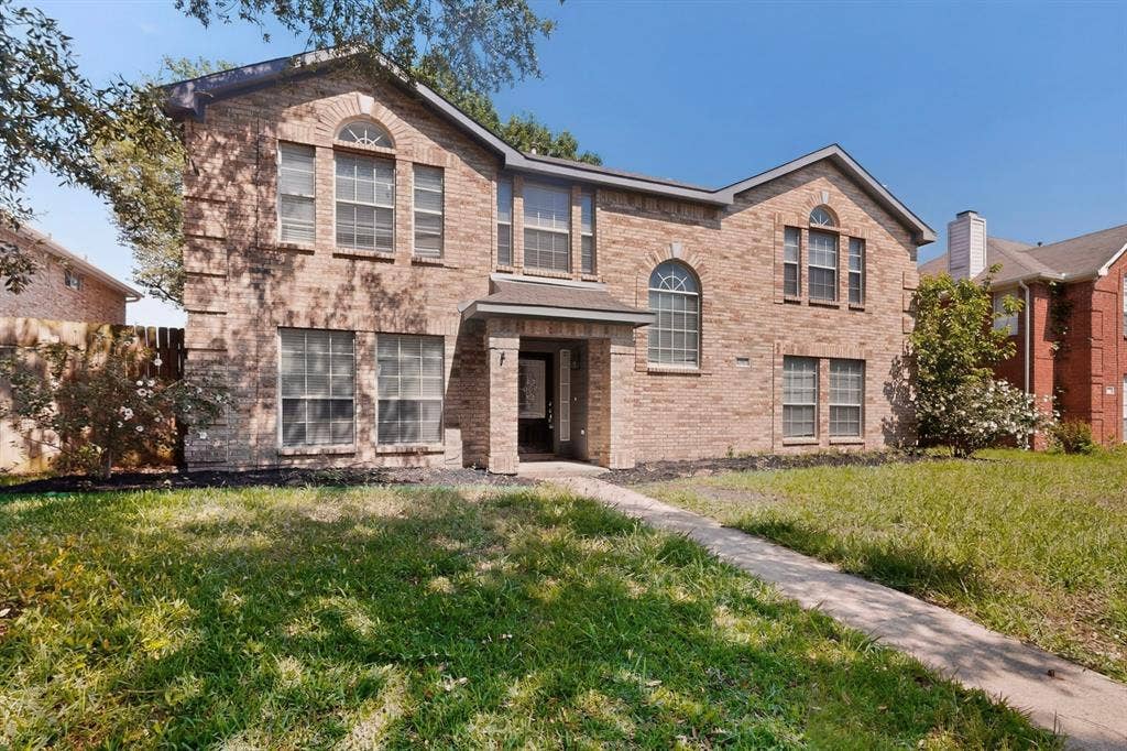 2302 Dana Drive, Rowlett, TX 75088 2302 Dana Drive, Rowlett, TX 75088