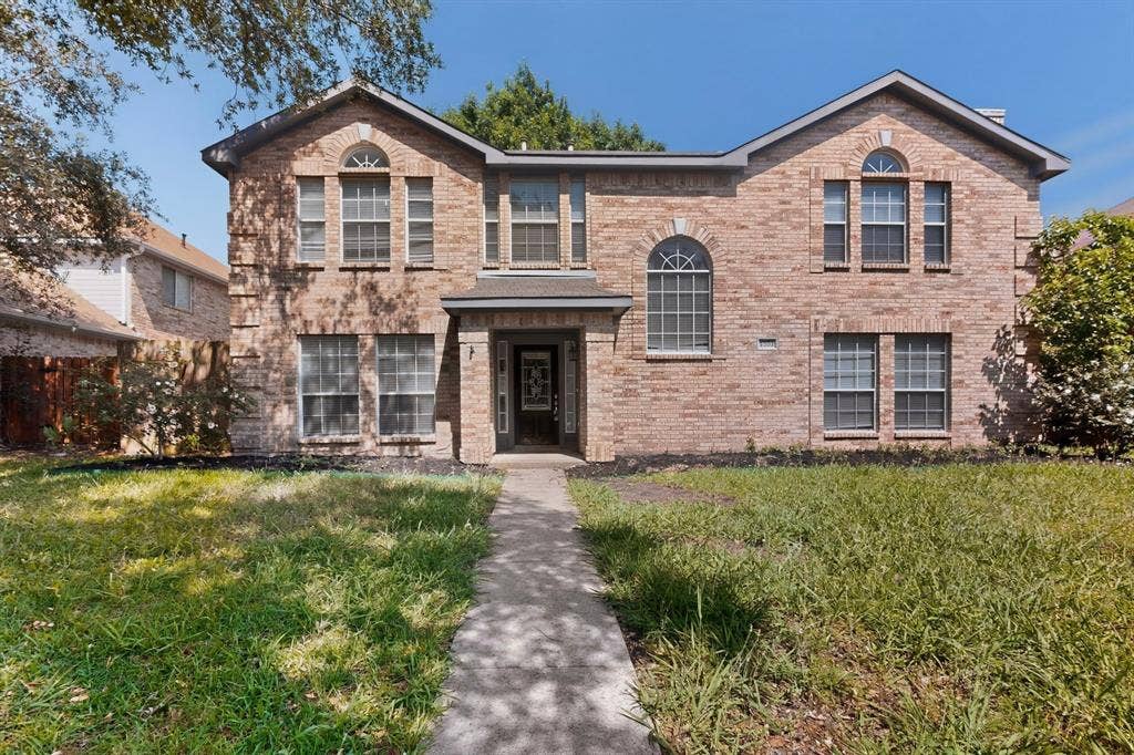 2302 Dana Drive, Rowlett, TX 75088 2302 Dana Drive, Rowlett, TX 75088