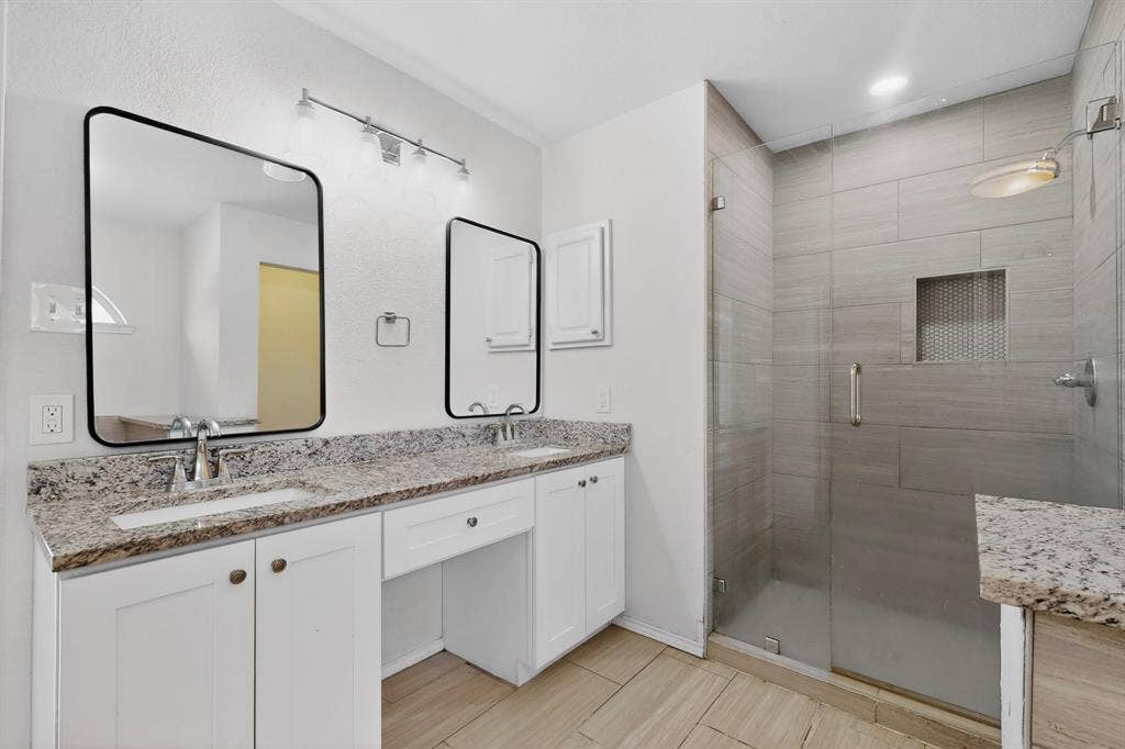 2302 Dana Drive, Rowlett, TX 75088 2302 Dana Drive, Rowlett, TX 75088