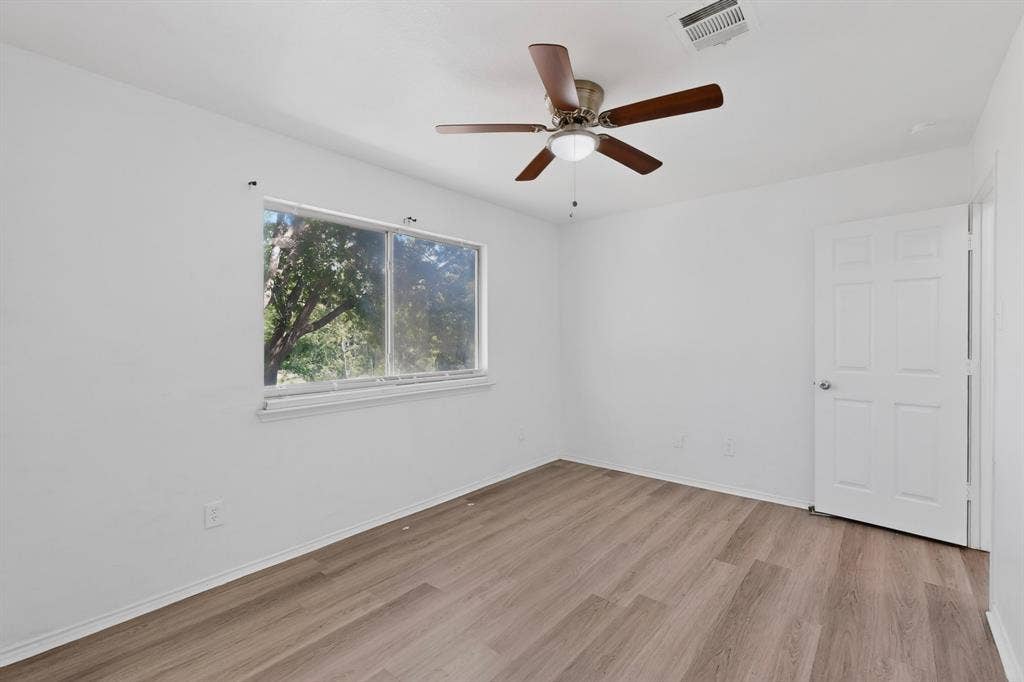2302 Dana Drive, Rowlett, TX 75088 2302 Dana Drive, Rowlett, TX 75088