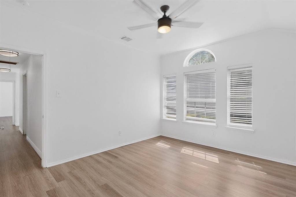 2302 Dana Drive, Rowlett, TX 75088 2302 Dana Drive, Rowlett, TX 75088