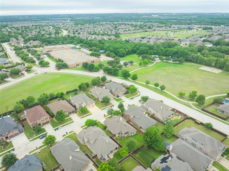 Property photo for 5320 Grovewood Drive, McKinney, TX
