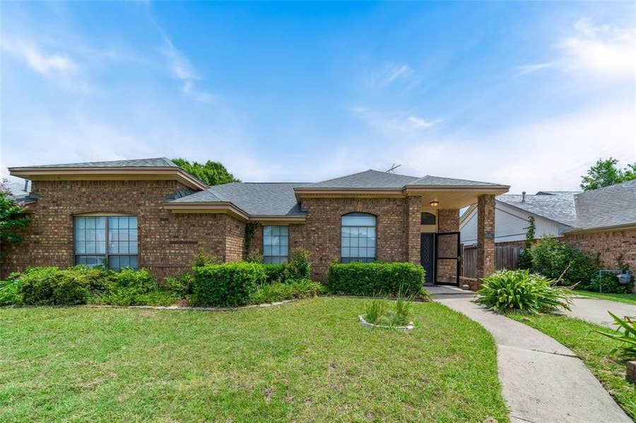 Property photo for 6310 Azalea Drive, Rowlett, TX