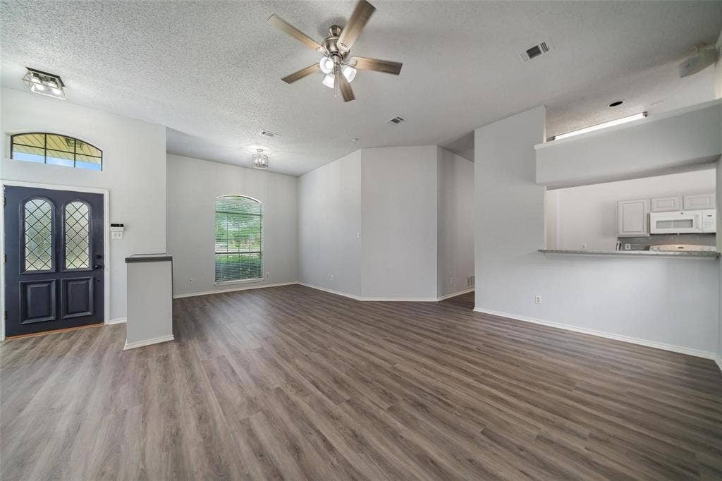 6310 Azalea Drive, Rowlett, TX 75089 6310 Azalea Drive, Rowlett, TX 75089