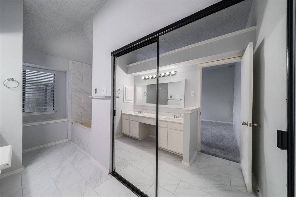 6310 Azalea Drive, Rowlett, TX 75089 6310 Azalea Drive, Rowlett, TX 75089