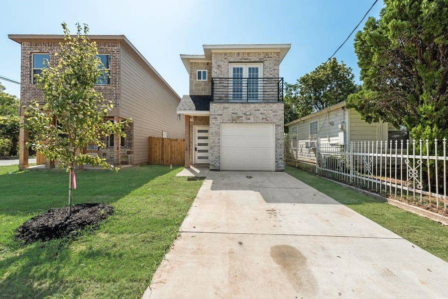 Property photo for 2346 Scott Street, Dallas, TX