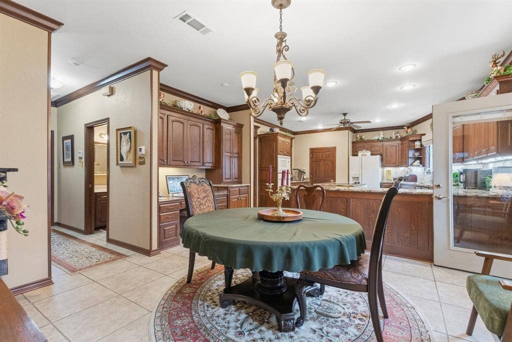 1101 Garden Park Circle, Tyler, TX 75703 1101 Garden Park Circle, Tyler, TX 75703