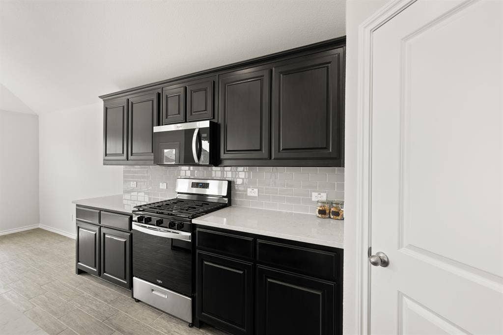 15008 Amantes Avenue, Haslet, TX 76052 15008 Amantes- Kitchen-5