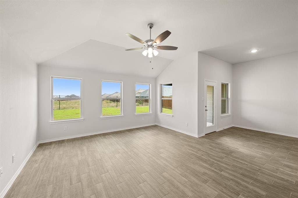 921 Abalone Avenue, Haslet, TX 76052 921 Abalone- Living Room-3