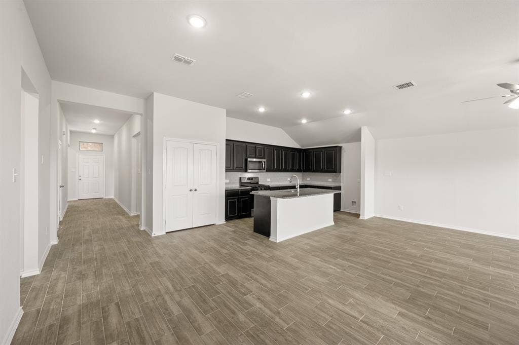 921 Abalone Avenue, Haslet, TX 76052 921 Abalone- Dining Nook-2