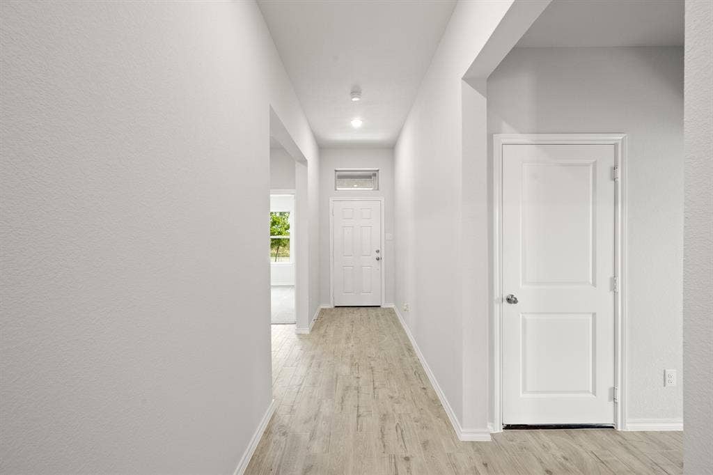 945 Abalone Avenue, Haslet, TX 76052 945 Abalone- Entry-1