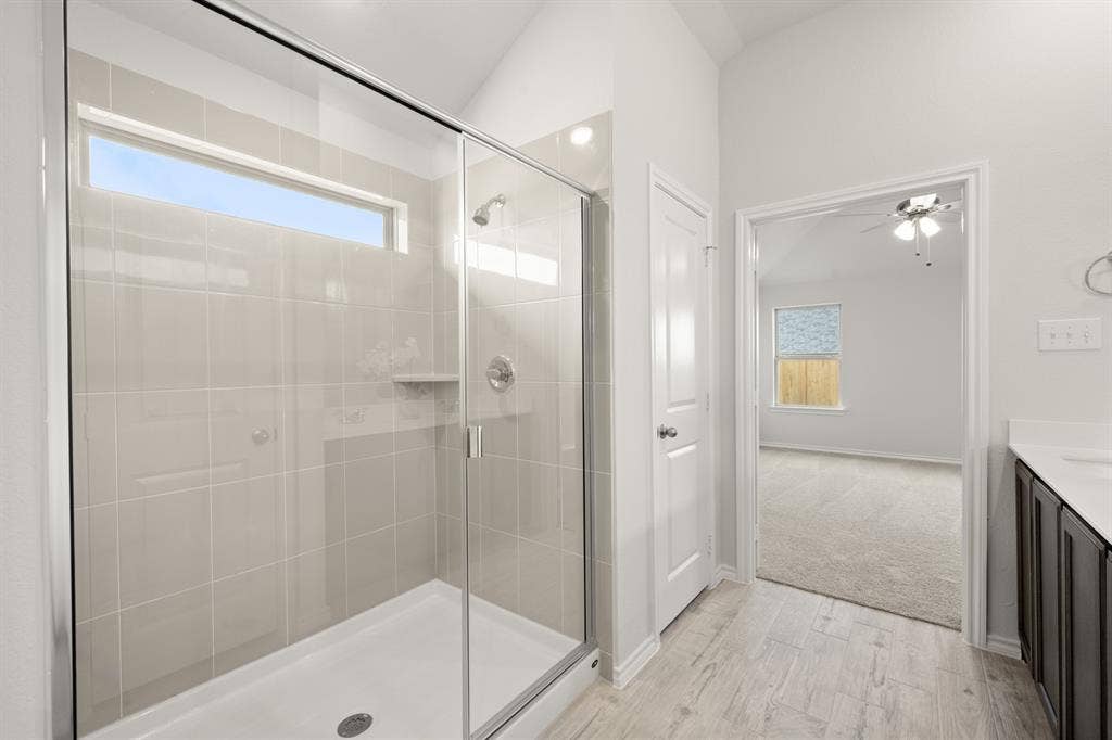 945 Abalone Avenue, Haslet, TX 76052 945 Abalone- Primary Suite-5