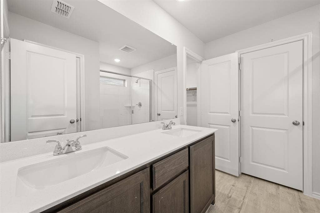 949 Abalone Avenue, Haslet, TX 76052 949 Abalone- Primary Suite-3