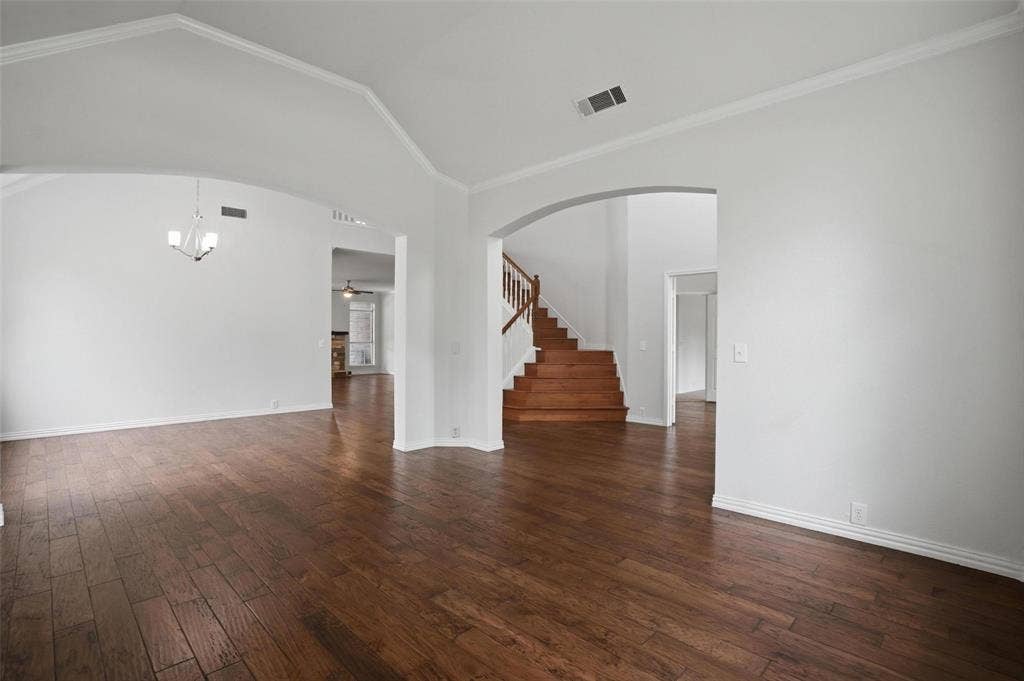 8812 Smokey Drive, Plano, TX 75025 8812 Smokey Drive, Plano, TX 75025