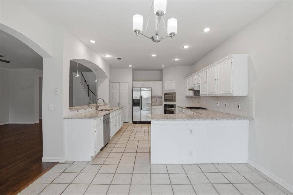 8812 Smokey Drive, Plano, TX 75025 8812 Smokey Drive, Plano, TX 75025