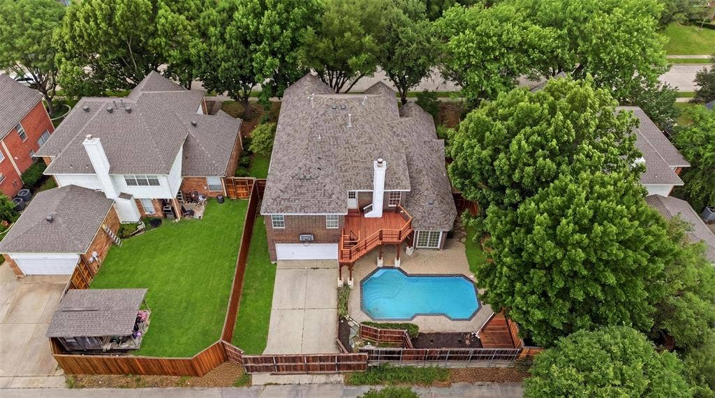 8812 Smokey Drive, Plano, TX 75025 8812 Smokey Drive, Plano, TX 75025