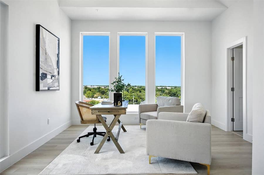 Property photo for 312 N Lancaster Avenue, #104, Dallas, TX