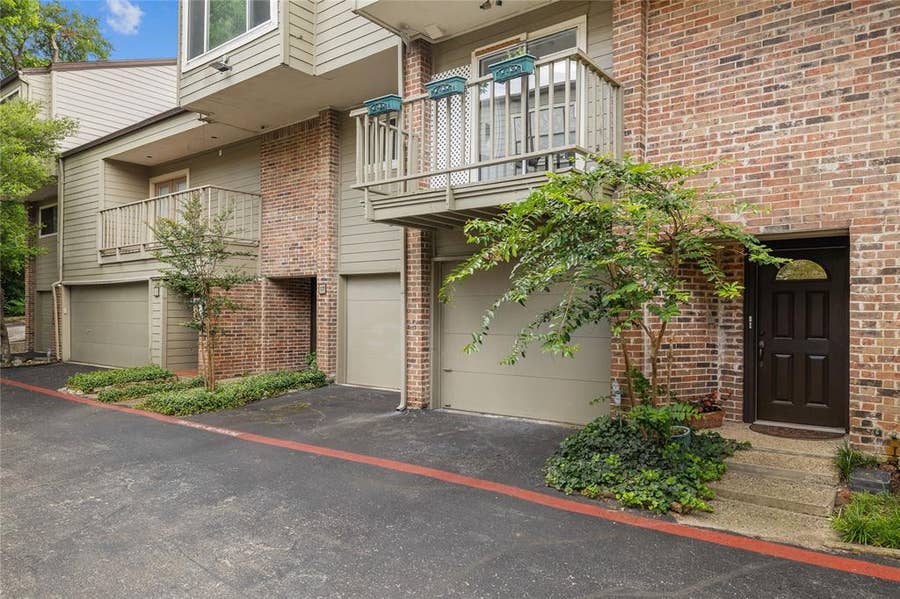 Property photo for 6808 Eastridge Drive, #C4, Dallas, TX