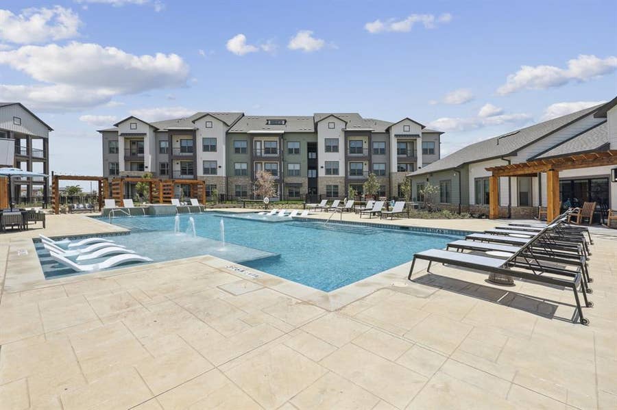Property photo for 9301 Brewer Boulevard, #5302, Fort Worth, TX