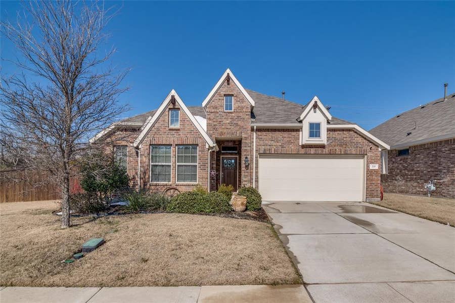 Property photo for 215 Tallgrass Drive, Lavon, TX