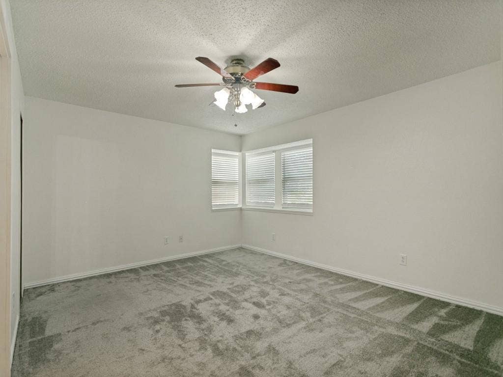 2504 Royal Oaks Drive, Plano, TX 75074 2504 Royal Oaks Drive, Plano, TX 75074