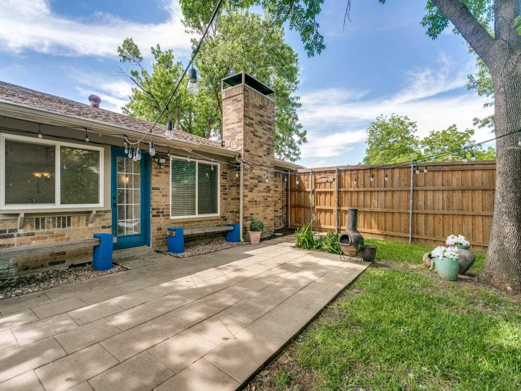 2504 Royal Oaks Drive, Plano, TX 75074 2504 Royal Oaks Drive, Plano, TX 75074