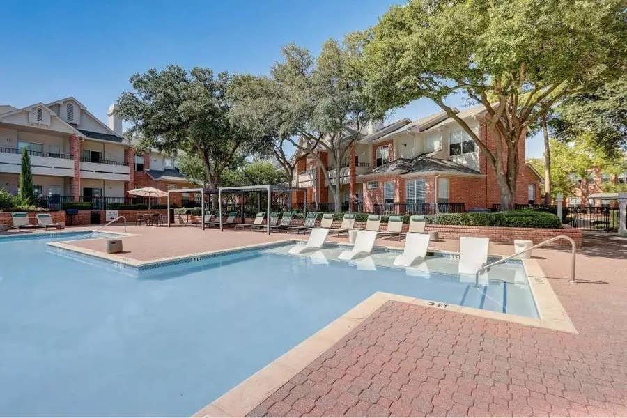 Property photo for 17250 Knoll Trail Drive, #403, Dallas, TX
