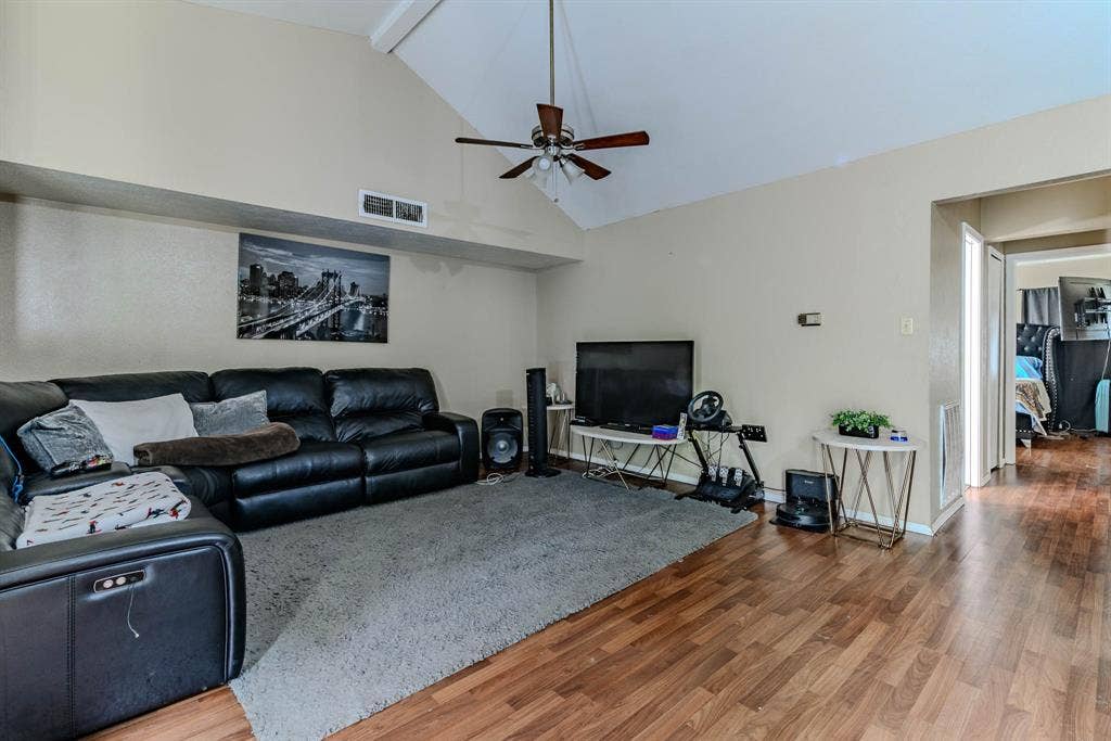 434 Pogue Street, Cedar Hill, TX 75104 434 Pogue Street, Cedar Hill, TX 75104